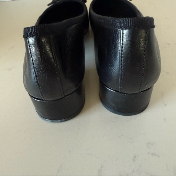 Veronica Beard Black Leather Ballet Flats